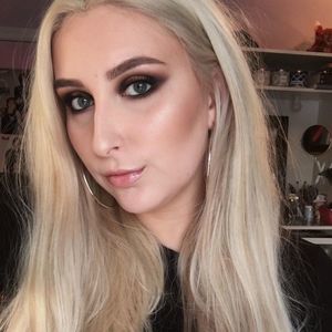 Meet your Posher, Kelly-ann